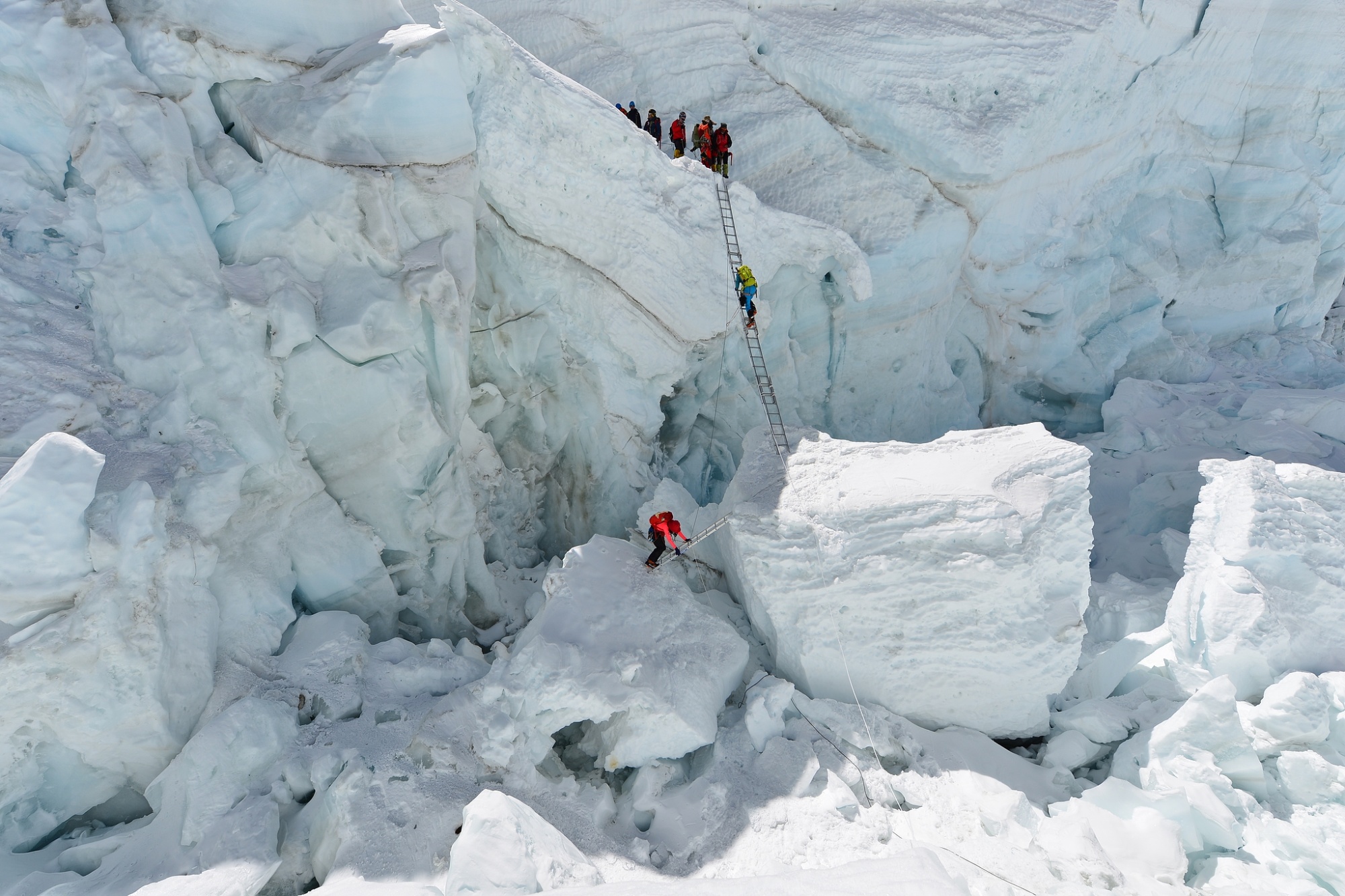 者口述生死瞬间业内曝“专业线路”暗藏风险澳门新葡京app高海拔徒步受热捧：亲历