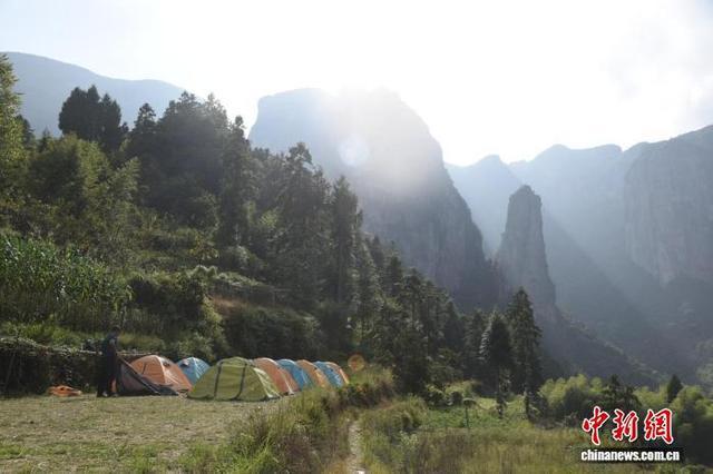 外“扎寨”受追捧澳门新葡京秋日户(图2)