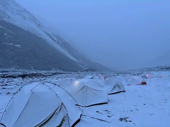 ：徒步穿越者大撤离背后澳门新葡京致命冷龙